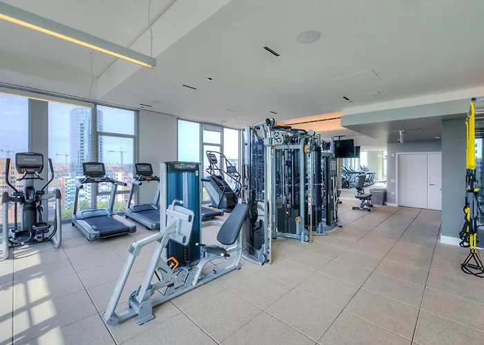 Blueground West Loop Rooftop Pool Gym Chi-1140