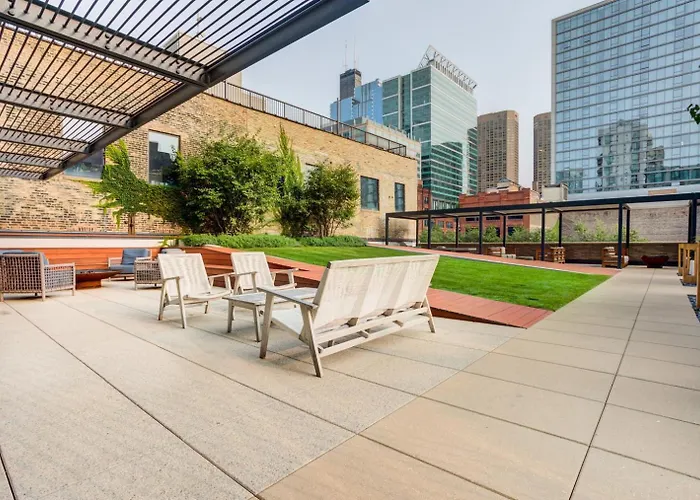 Blueground West Loop Rooftop Pool Gym Chi-1140 Chicago